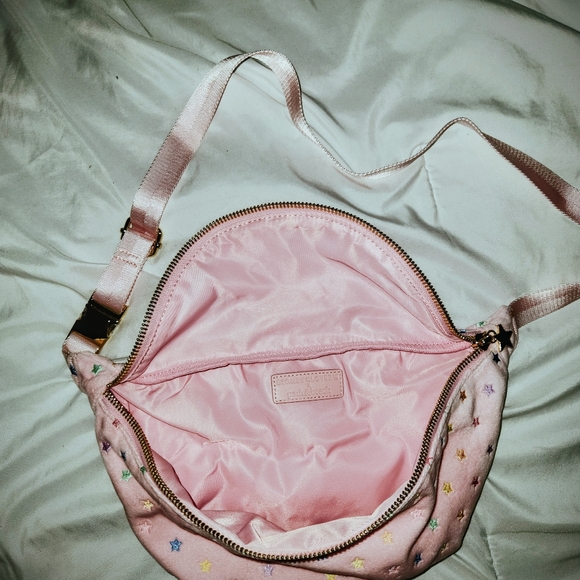 Stoney Clover Ln - Park & Beach jumbo fanny pack - Picture 3 of 13